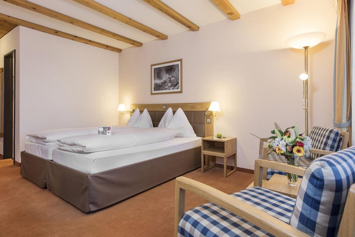 Mountain Plaza Hotel Davos Bagian luar foto